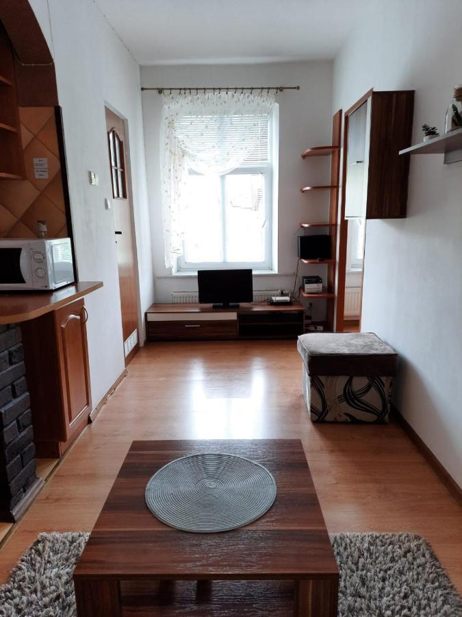 Mieszkanie W Centrum Gizycka Na Doby Lötzen Exterior foto